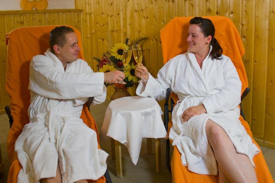 Hotel Haus Oberland Masserberg Bagian luar foto