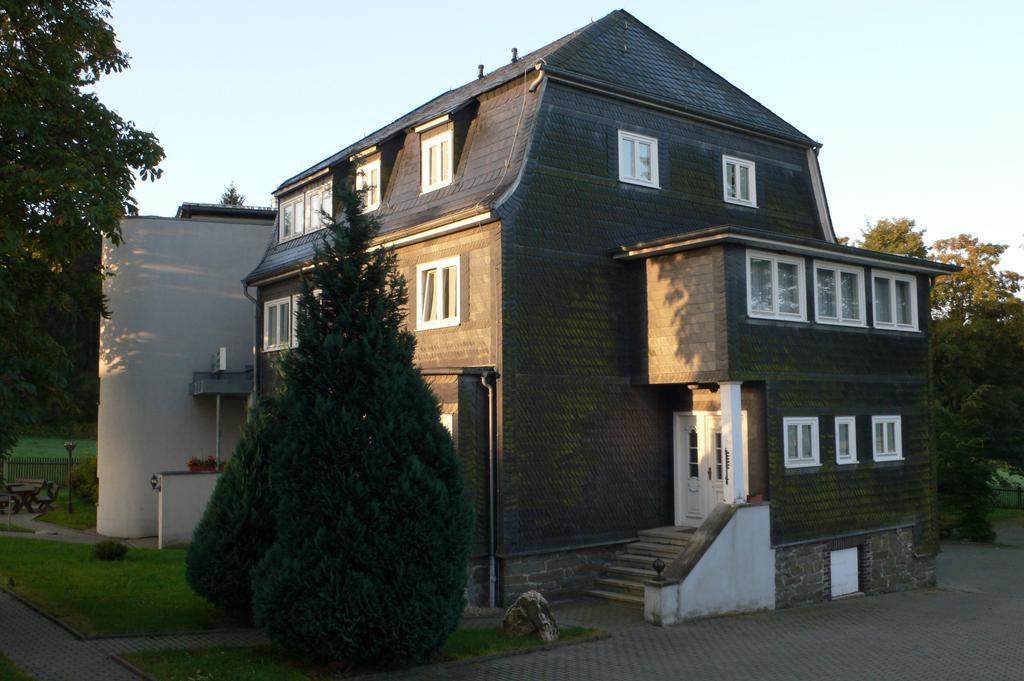 Hotel Haus Oberland Masserberg Bagian luar foto
